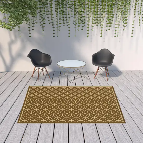 6' X 9' Brown Geometric Stain Resistant Indoor Outdoor Area Rug Photo 2