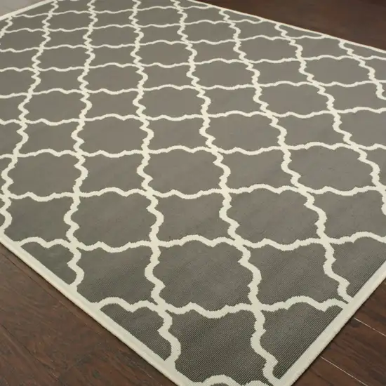 3' X 5' Charcoal Geometric Stain Resistant Indoor Outdoor Area Rug Photo 4