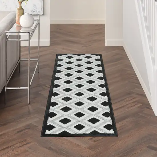 2' X 6' Black And White Gingham Non Skid Indoor Outdoor Runner Rug Photo 8