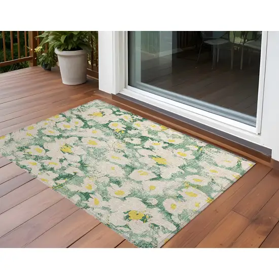 3' X 4' Green Floral Washable Non Skid Indoor Outdoor Area Rug Photo 1