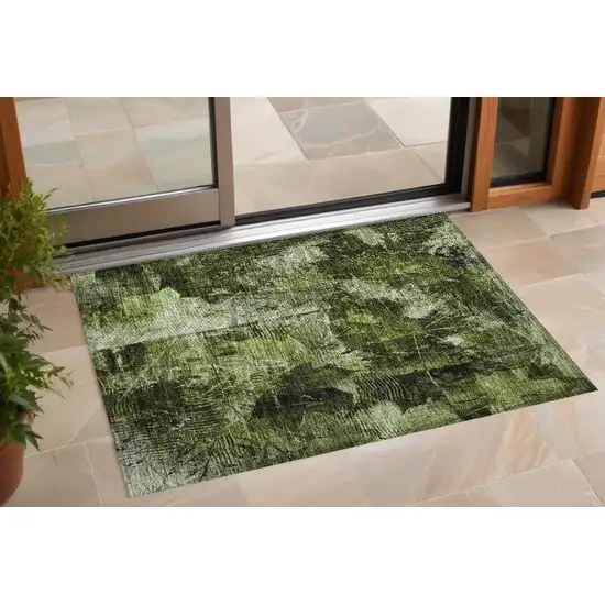 3' X 4' Green Floral Washable Non Skid Indoor Outdoor Area Rug Photo 1