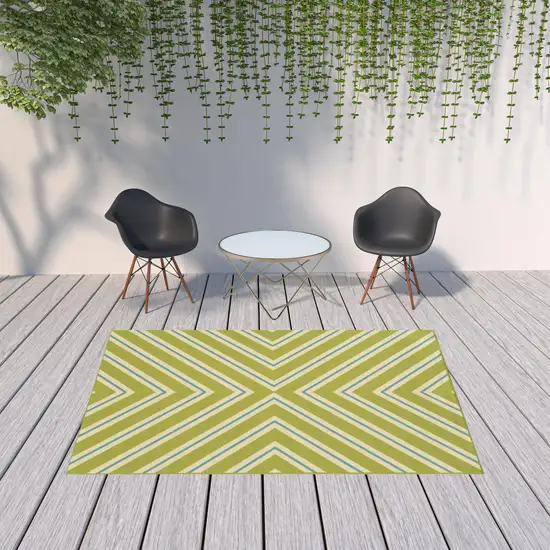 6' X 9' Green Geometric Stain Resistant Indoor Outdoor Area Rug Photo 2