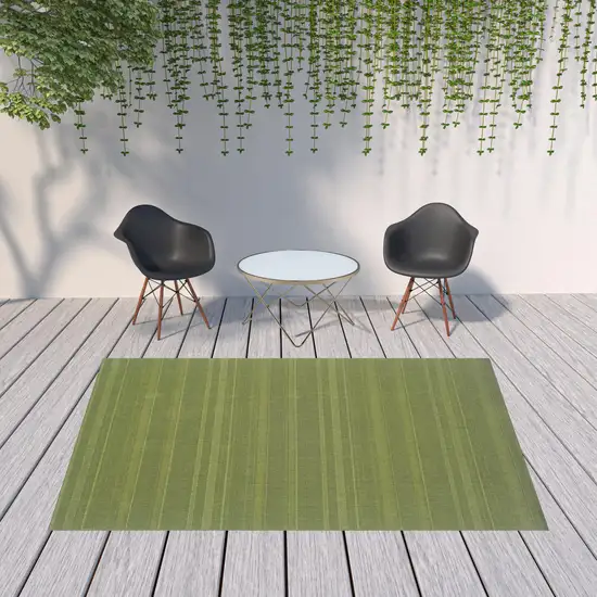 8' X 11' Green Stain Resistant Indoor Outdoor Area Rug Photo 2