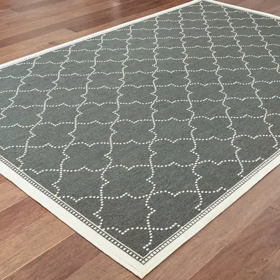 3' X 5' Grey Geometric Stain Resistant Indoor Outdoor Area Rug Photo 4