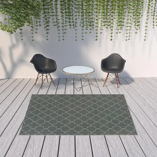 6' X 9' Grey Geometric Stain Resistant Indoor Outdoor Area Rug Photo 2