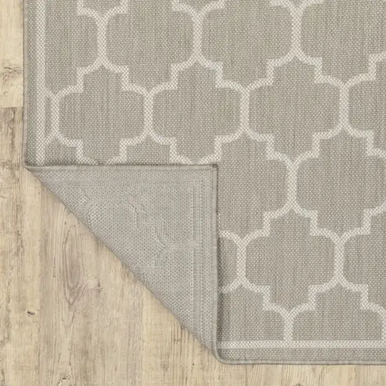 2' X 7' Grey Geometric Stain Resistant Indoor Outdoor Area Rug Photo 5