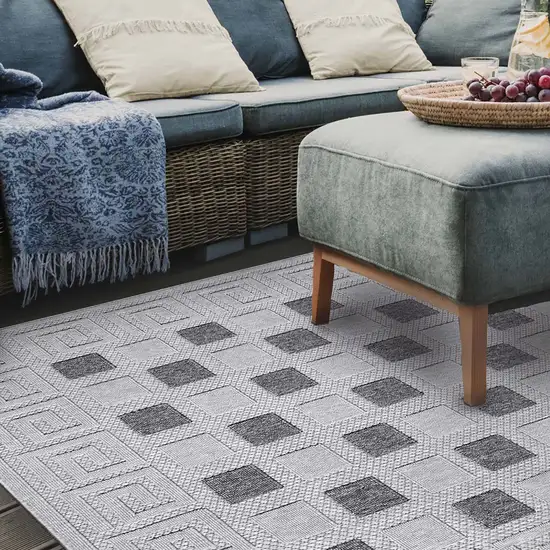 6' X 9' Grey Geometric Stain Resistant Non Skid Indoor Outdoor Area Rug Photo 8