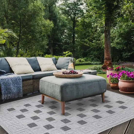 6' X 9' Grey Geometric Stain Resistant Non Skid Indoor Outdoor Area Rug Photo 7