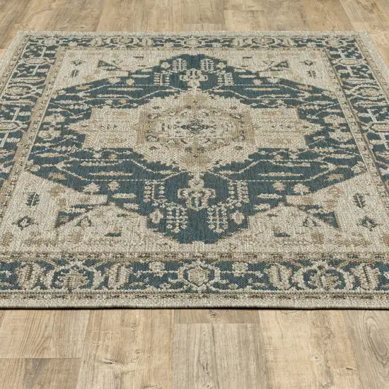 6' X 9' Grey Oriental Stain Resistant Indoor Outdoor Area Rug Photo 1