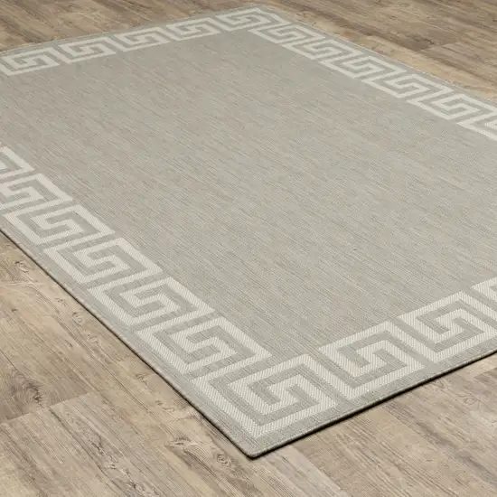 6' X 9' Grey Stain Resistant Indoor Outdoor Area Rug Photo 6