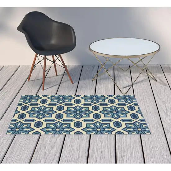 3' X 5' Ivory Geometric Stain Resistant Indoor Outdoor Area Rug Photo 2