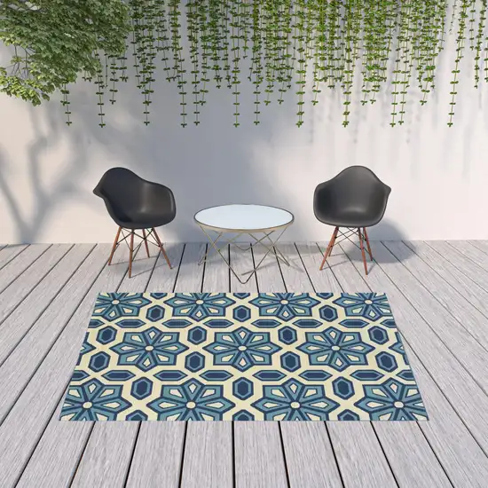 6' X 9' Ivory Geometric Stain Resistant Indoor Outdoor Area Rug Photo 2