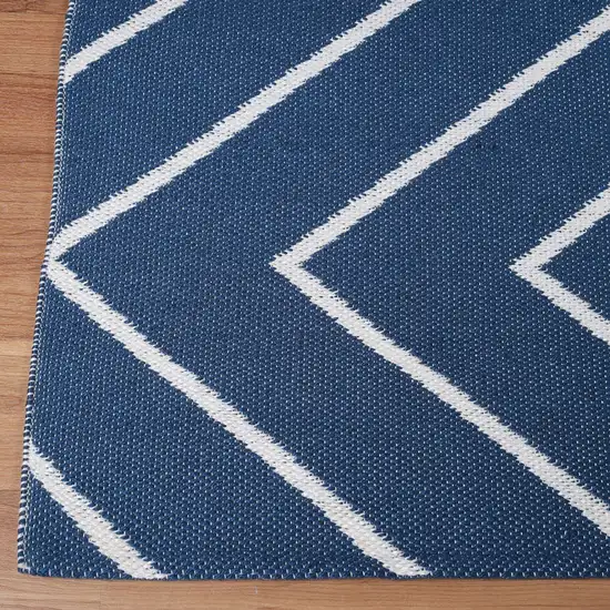 5' X 7' Navy Blue Waves Stain Resistant Indoor Outdoor Area Rug Photo 9