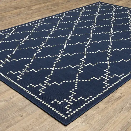 3' X 5' Navy Geometric Stain Resistant Indoor Outdoor Area Rug Photo 5