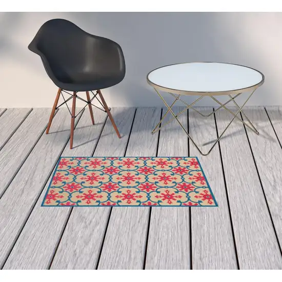 2' X 4' Sand Oriental Stain Resistant Indoor Outdoor Area Rug Photo 2