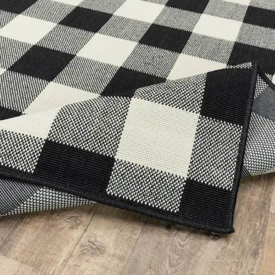 2'x8' Black and Ivory Gingham Indoor Outdoor Runner Rug Photo 8