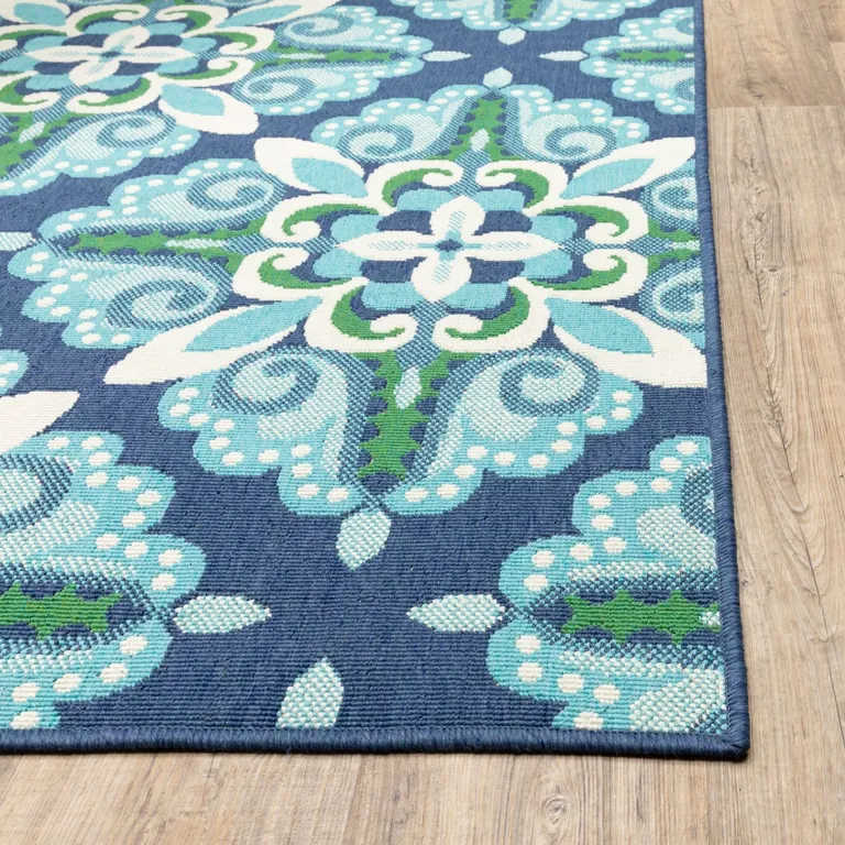 2'x3' Blue and Green Floral Indoor Outdoor Scatter Rug Photo 2