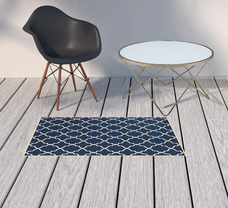 2'x4' Blue and Ivory Trellis Indoor Outdoor Scatter Rug Photo 4