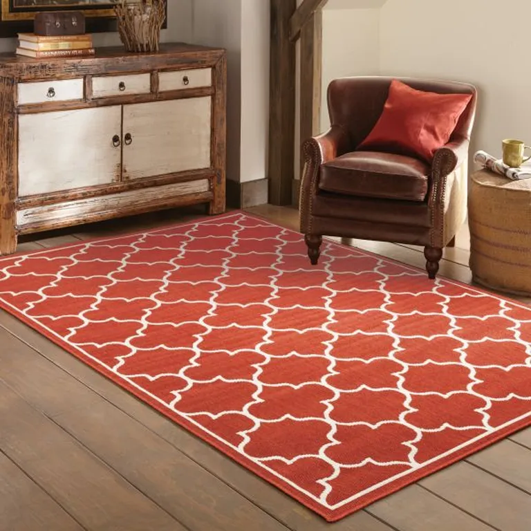 2'x3' Red and Ivory Trellis Indoor Outdoor Scatter Rug Photo 3