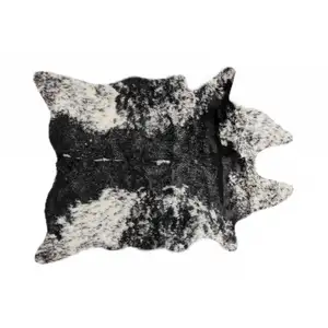 Photo of Acrylic Plush Polyester S&P Black White Rug