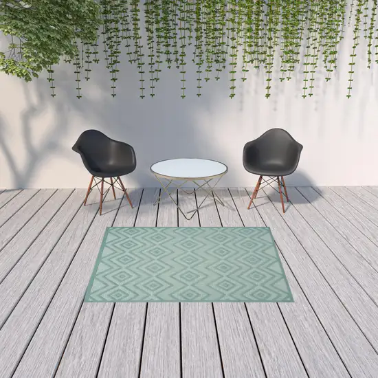 Aqua And Teal Argyle Indoor Outdoor Area Rug Photo 2