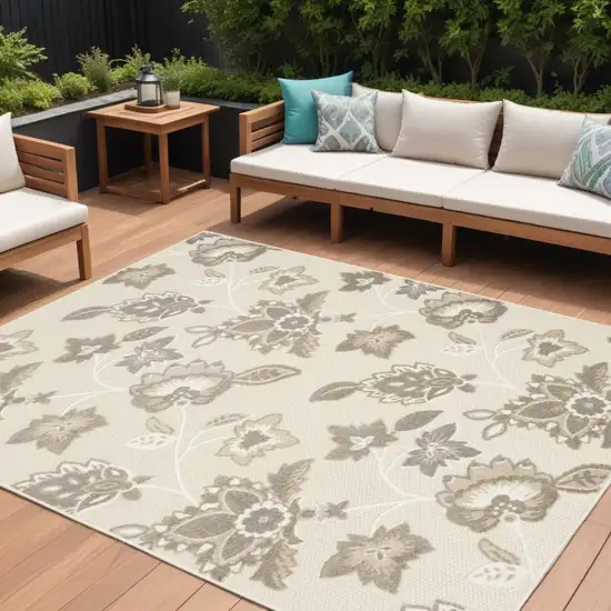 Beige Floral Stain Resistant Non Skid Area Rug Photo 1