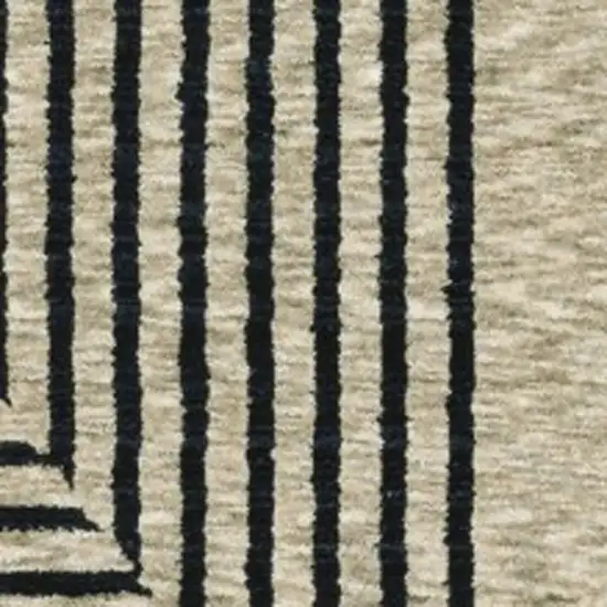 Beige Geometric Area Rug With Fringe Photo 4