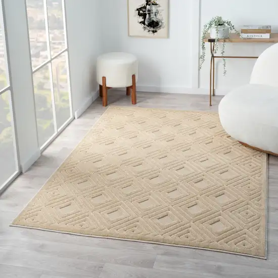 Beige Geometric Area Rug Photo 6