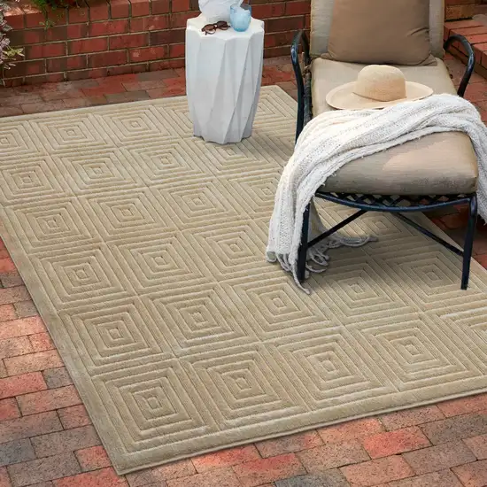 Beige Geometric Area Rug Photo 8