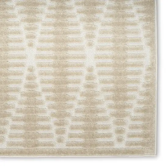 Beige Geometric Area Rug Photo 4