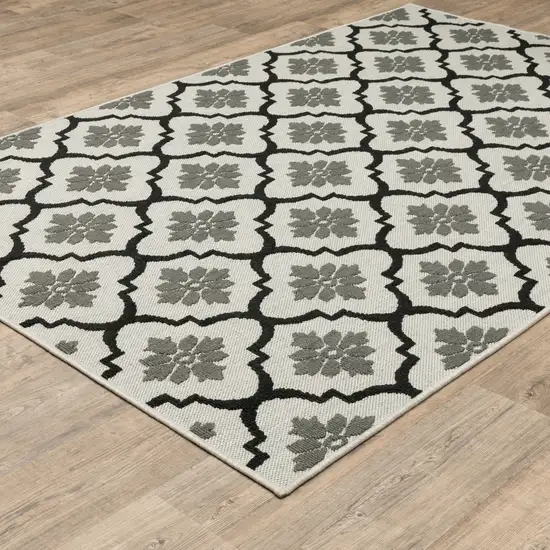 Beige Geometric Stain Resistant Indoor Outdoor Area Rug Photo 7