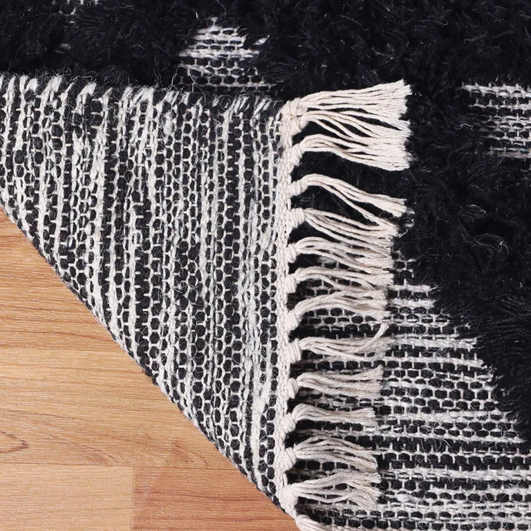 Black And Ivory Wool Geometric Flatweave Handmade Stain Resistant Area Rug With Fringe Photo 4