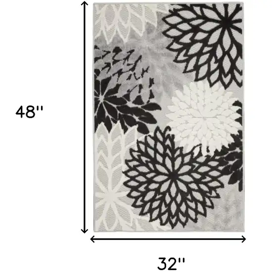 Black And White Floral Non Skid Indoor Outdoor Area Rug Photo 5