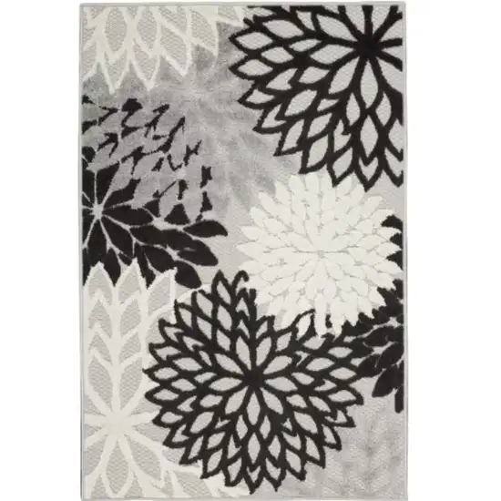 Black And White Floral Non Skid Indoor Outdoor Area Rug Photo 1