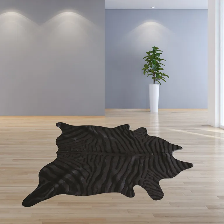 Black Cowhide - Rug Photo 4