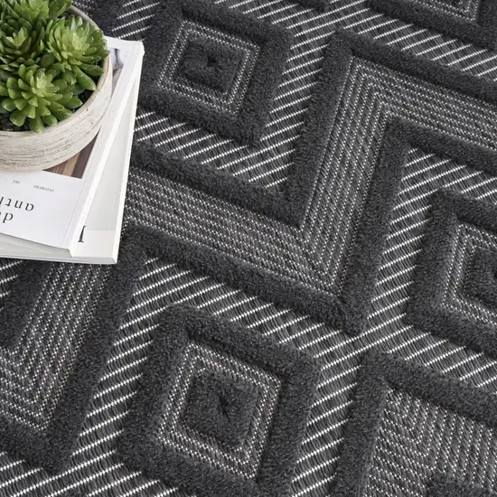 Black Geometric Flatweave Area Rug Photo 6