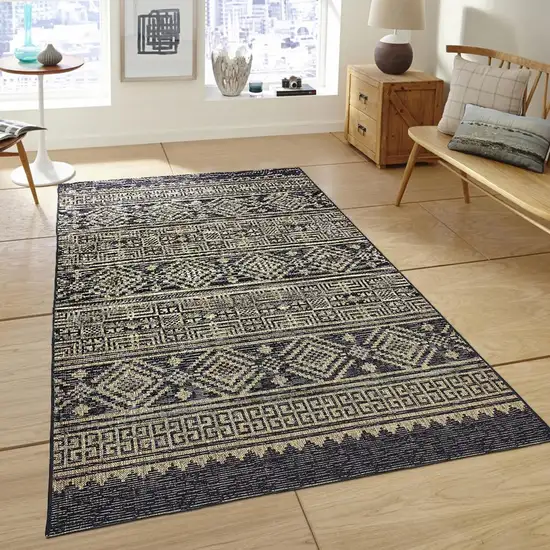 Black Geometric Indoor Outdoor Area Rug Photo 8