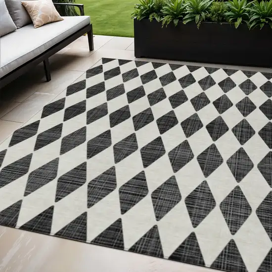 Black Geometric Washable Non Skid Indoor Outdoor Area Rug Photo 1