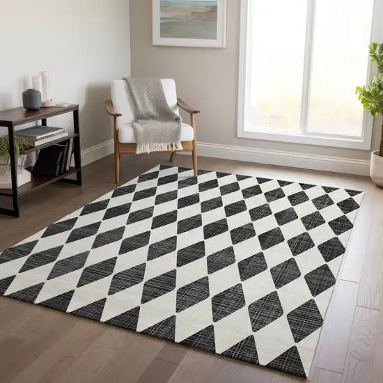 Black Geometric Washable Indoor Outdoor Area Rug Photo 8