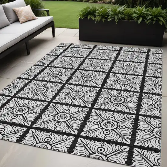 Black Ivory And Gray Medallion Washable Indoor Outdoor Area Rug Photo 1