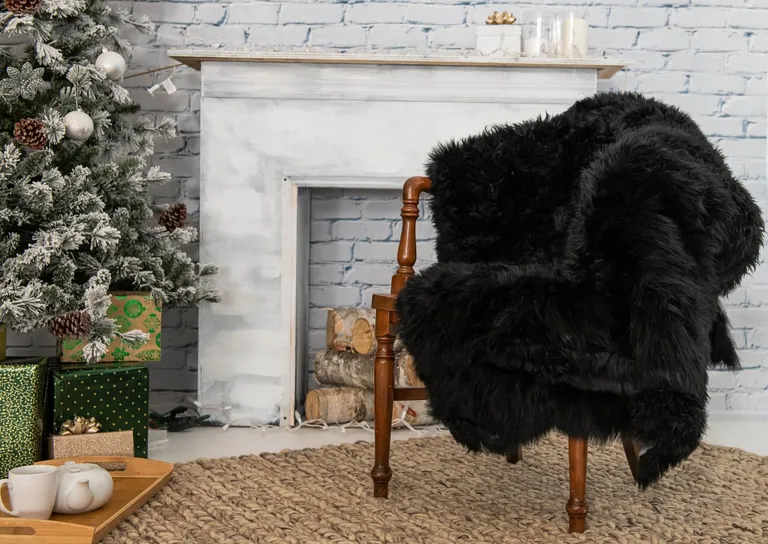 Black Natural Rectangular Sheepskin Area Rug Photo 5