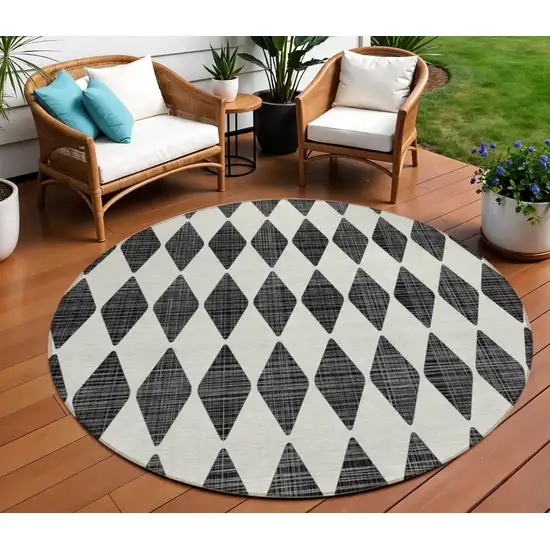 Black Round Geometric Washable Non Skid Indoor Outdoor Area Rug Photo 1