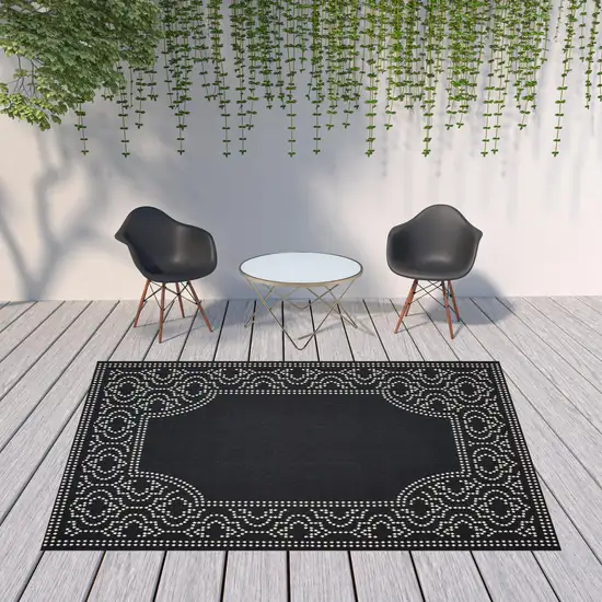 Black Stain Resistant Indoor Outdoor Area Rug Photo 2