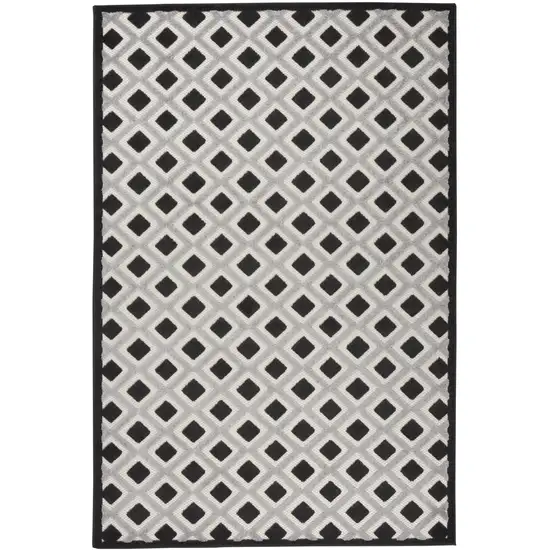 Black And White Geometric Indoor Outdoor Area Rug Photo 4