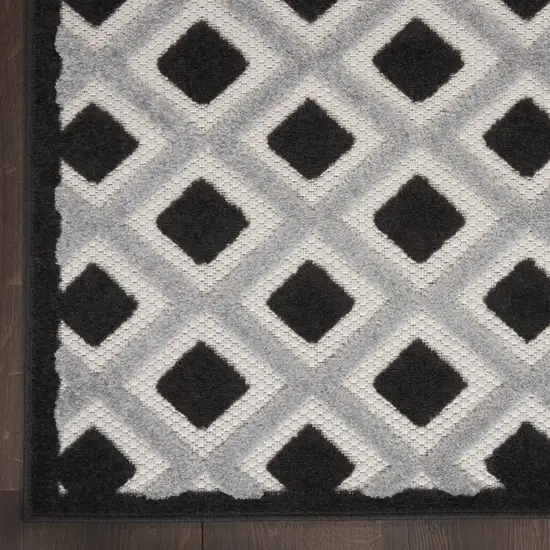 Black And White Geometric Indoor Outdoor Area Rug Photo 6