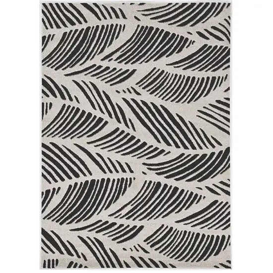 2'X4' Black White Machine Woven Uv Treated Tropical Palm Leaves Indoor Outdoor Accent Rug Photo 2