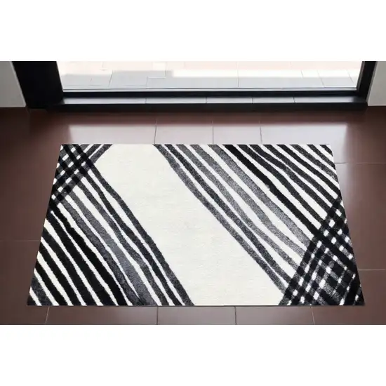 Black and Gray Abstract Arrow Washable Floor Mat Photo 1