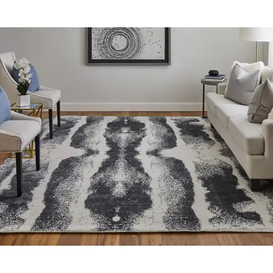 Black and Gray Abstract Hand Woven Area Rug Photo 9