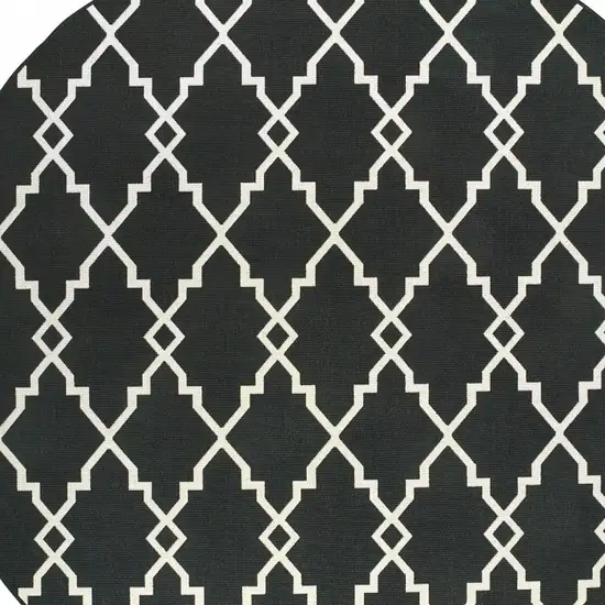 Black and Ivory Trellis Indoor Outdoor Area Rug Photo 10