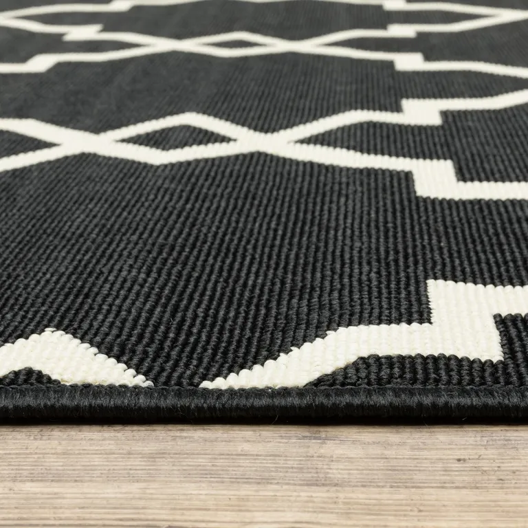 Black and Ivory Trellis Indoor Outdoor Area Rug Photo 3